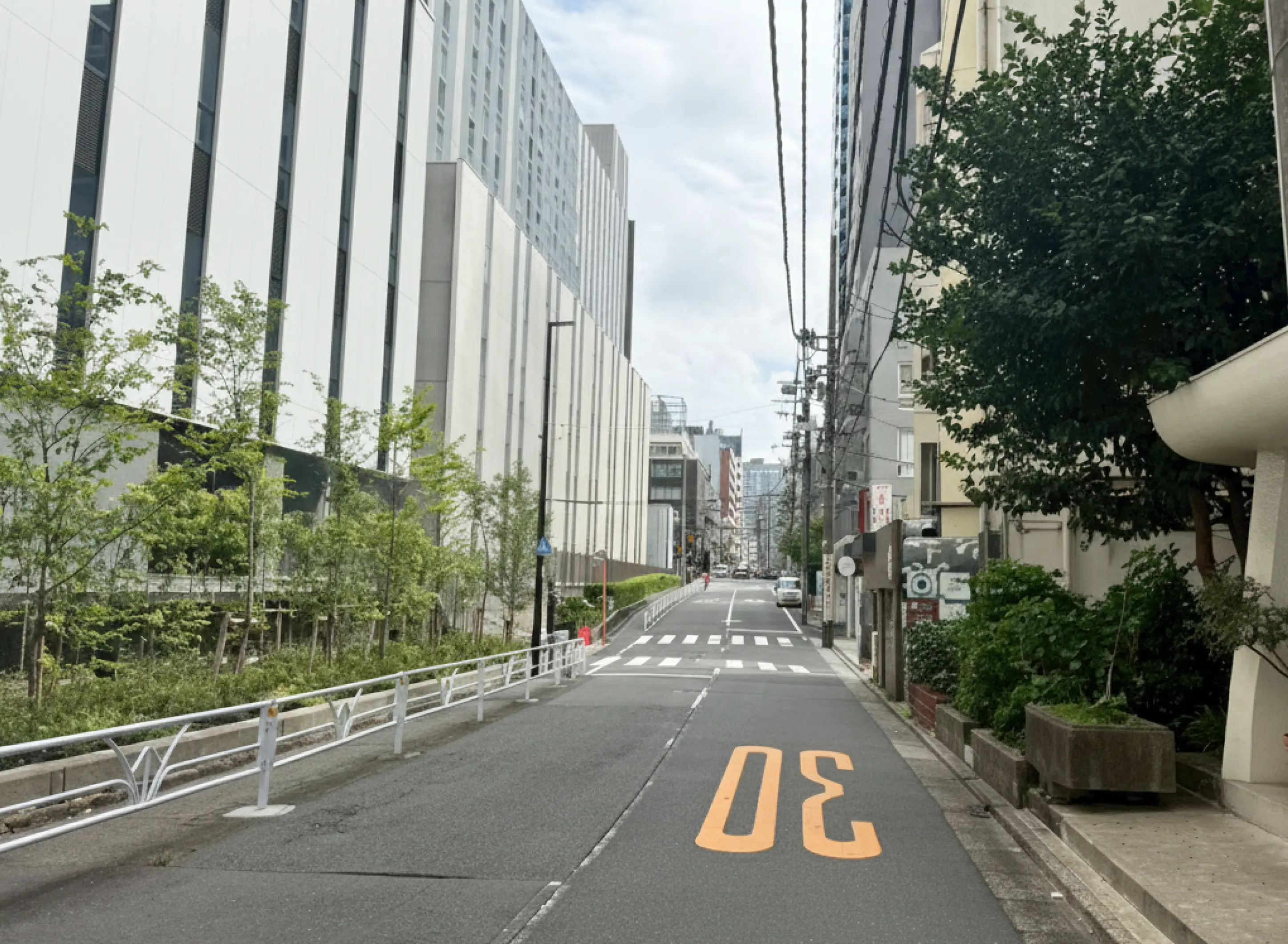Lys blanc 周辺写真 代々木駅 新宿駅南口 近辺
